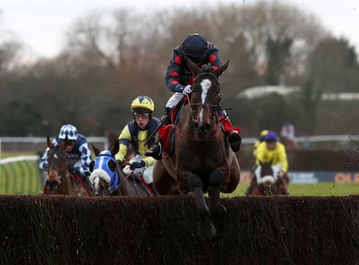 Who to follow on Saturday? image